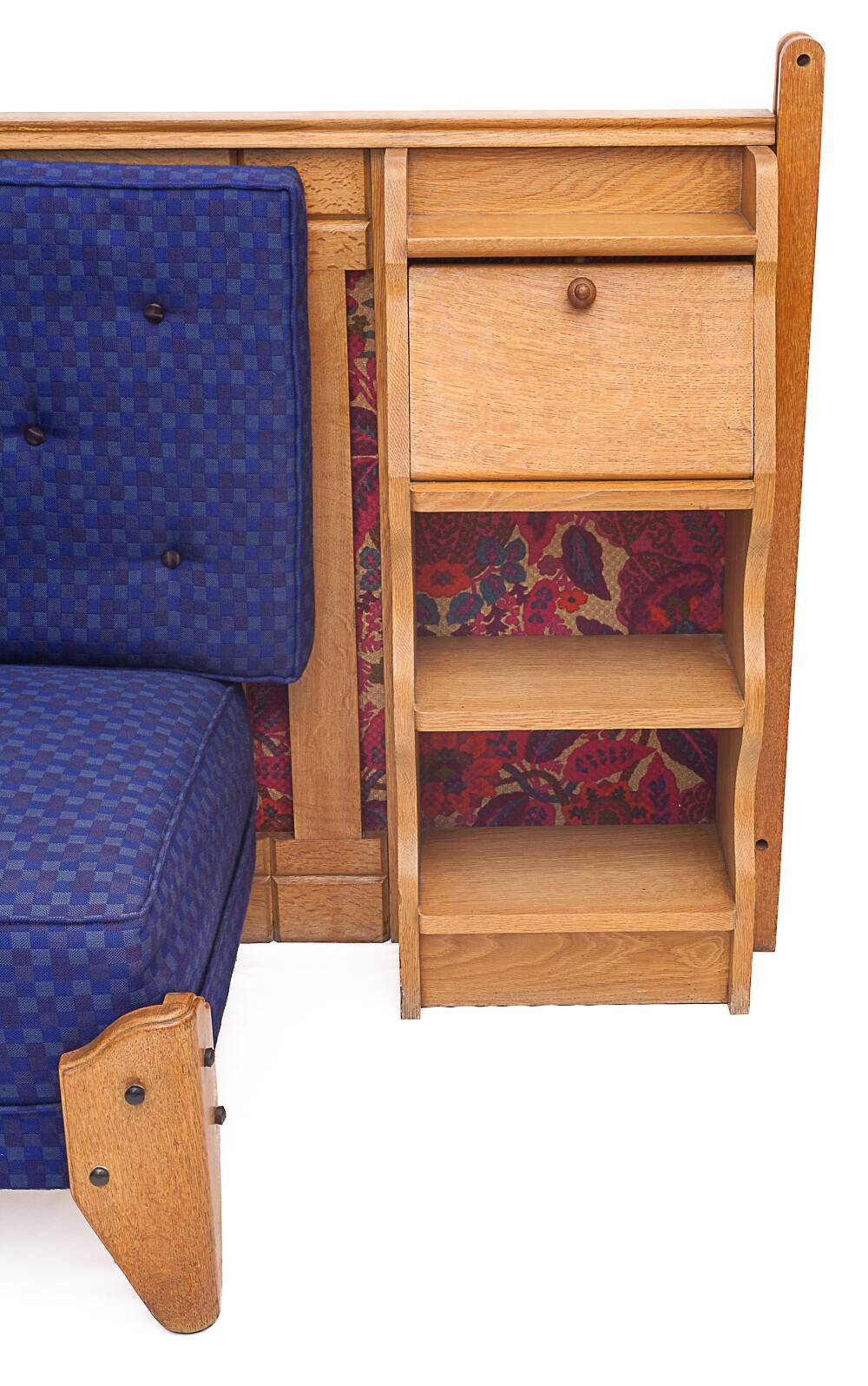 Guillerme and Chambron corner bench