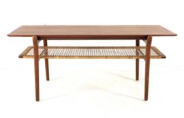 Mid century modern - Coffee table attr. Hartmut Lohmeyer - in teak - design