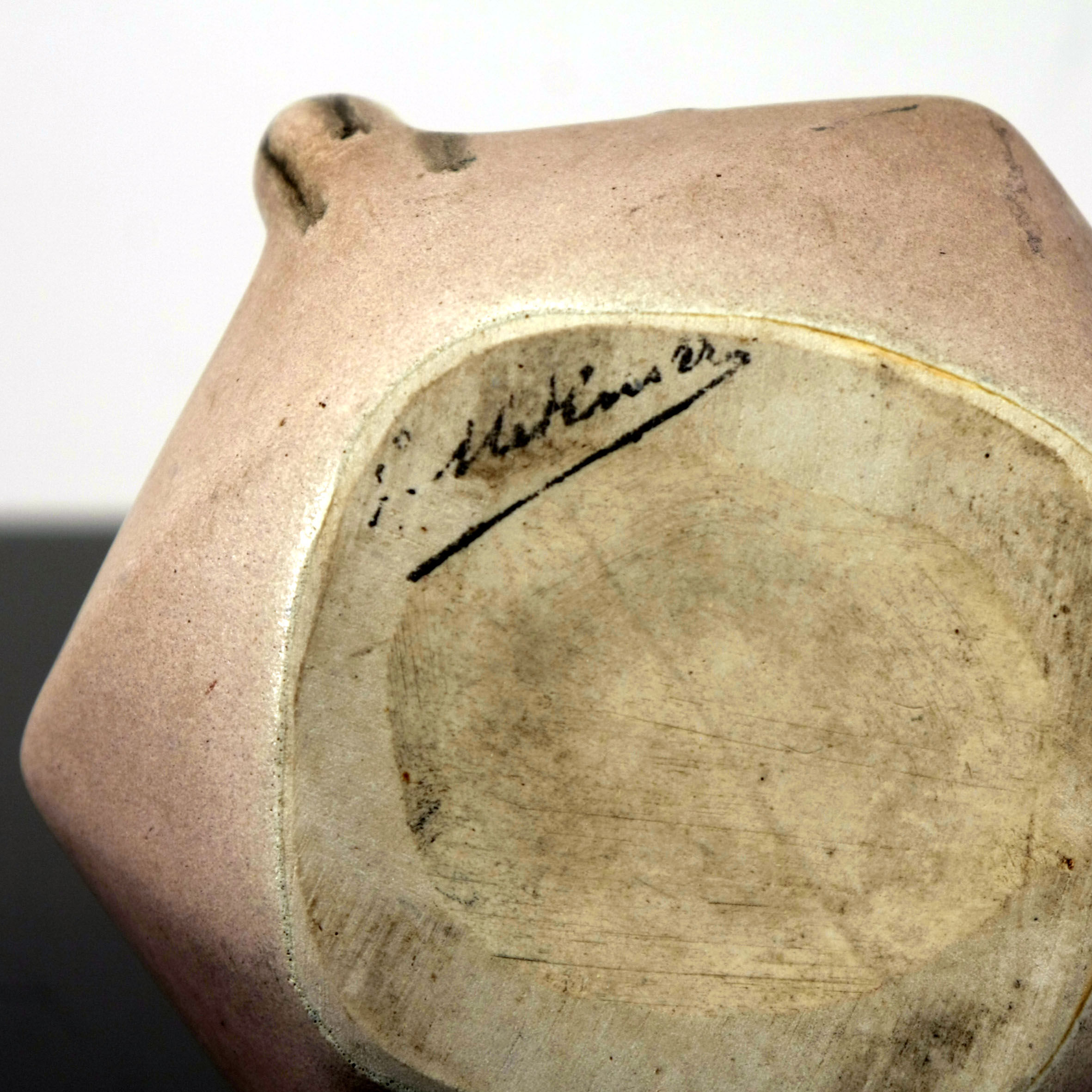 Pitcher art deco Gilbert Metenier