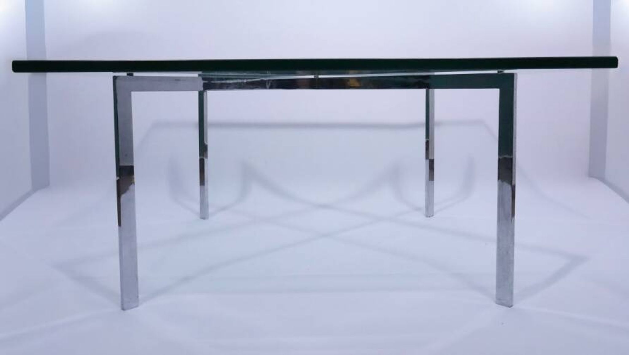 Table basse Barcelona par Ludwig Mies Van Der Rohe