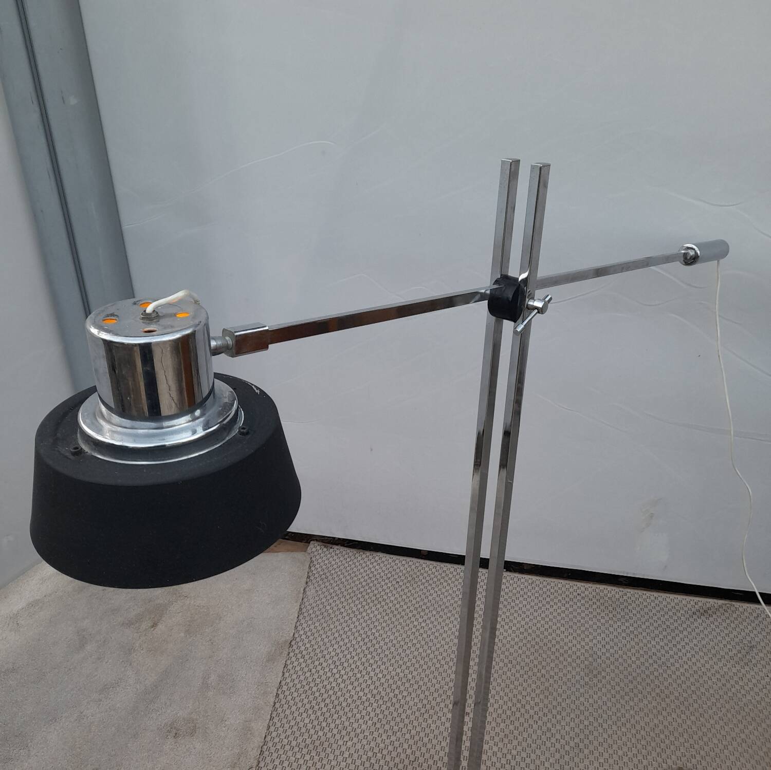 Vintage 1950s mid century counterweight floor lamp