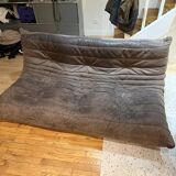 Togo marron alcantara Ligne Roset