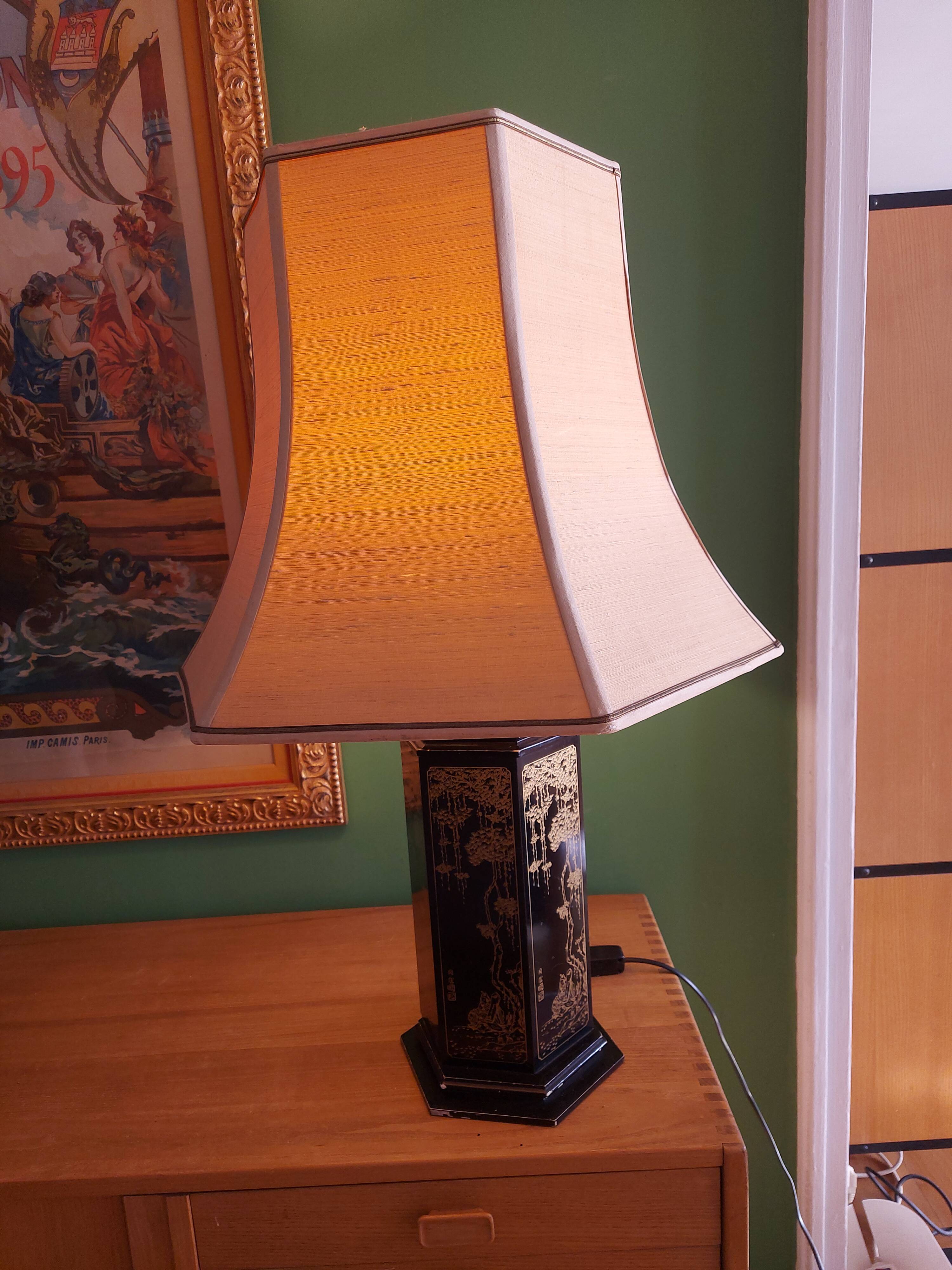 Lampe pagode , abat jour soie
