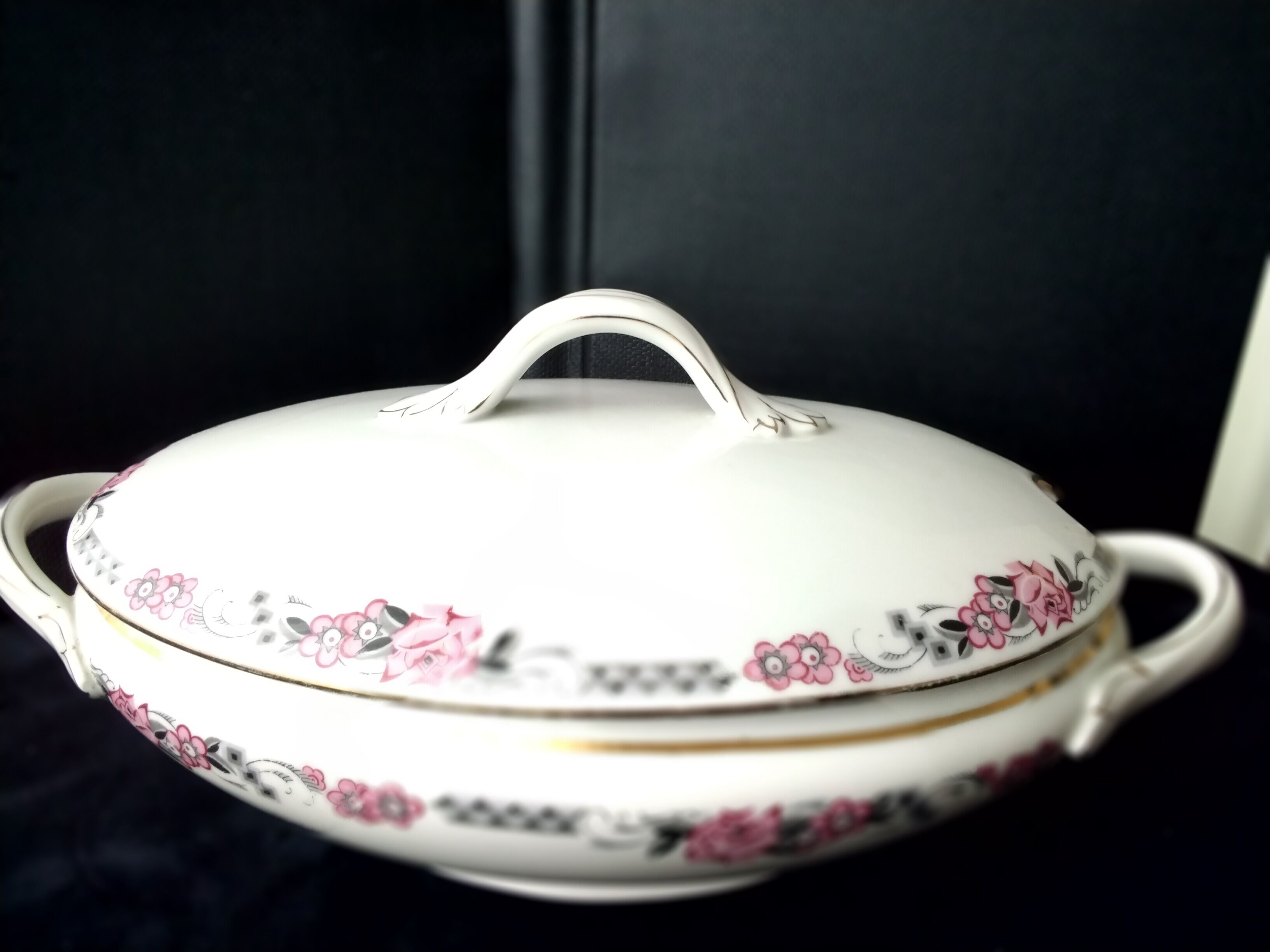 Antique Art Deco porcelain tureen