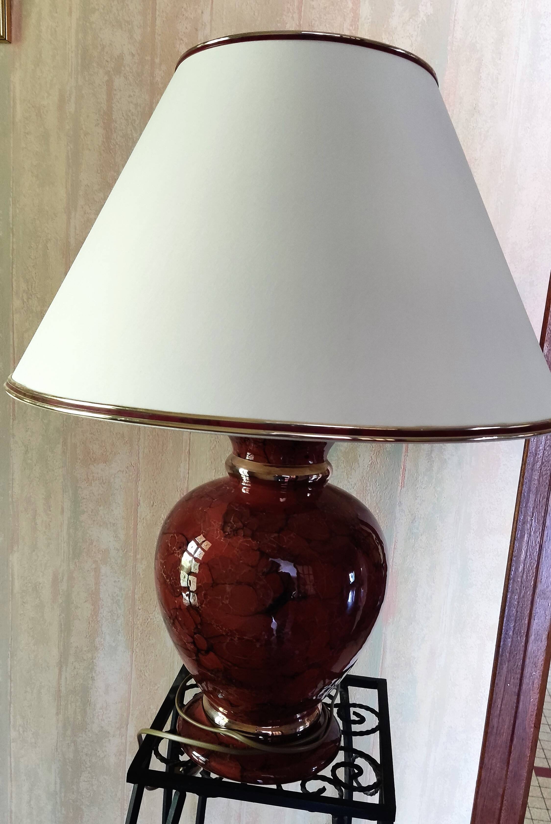 Pretty ceramic table lamp