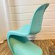 Chaise pour enfant turquoise de Verner Panton, Vitra