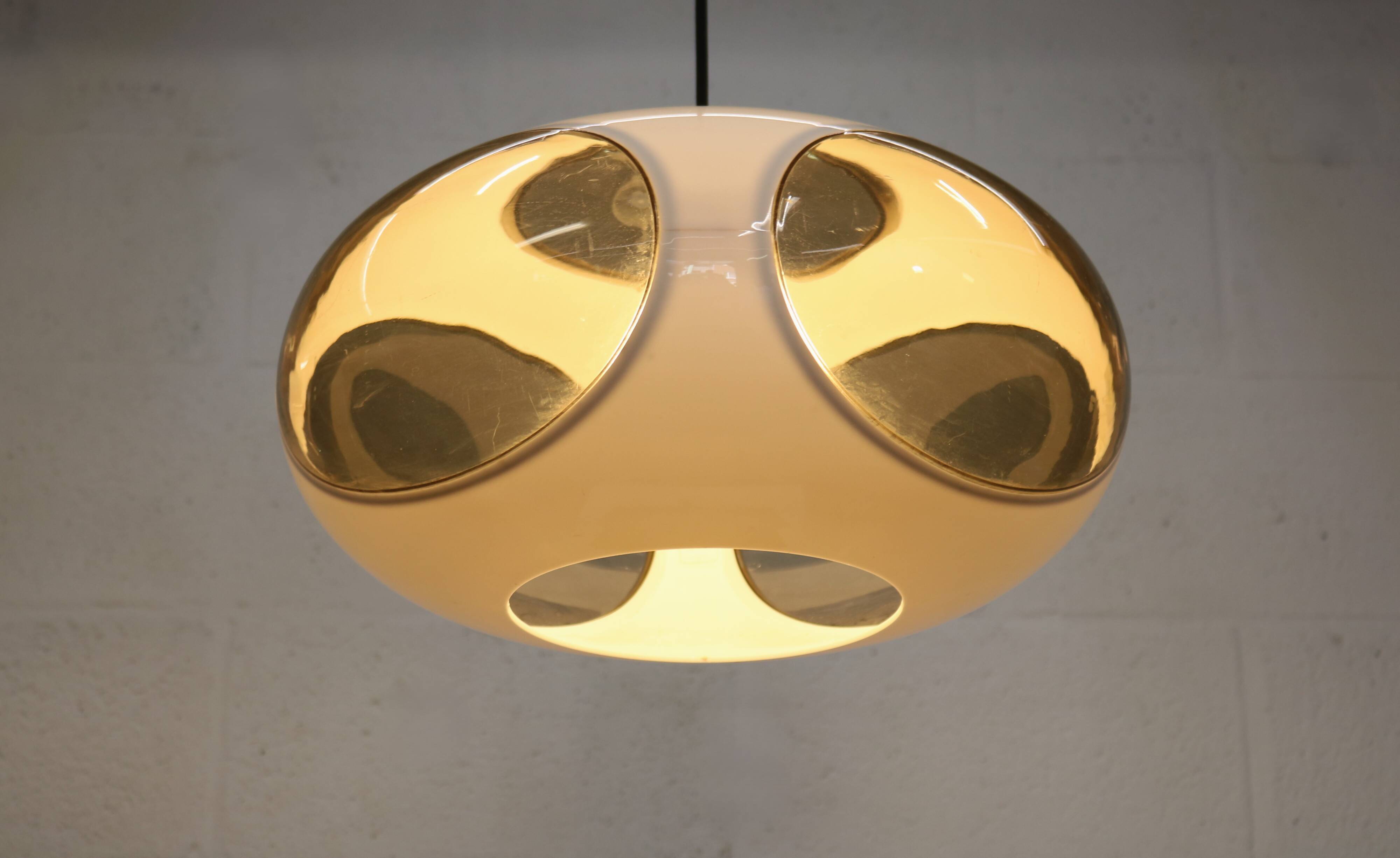 Lampe de plafond UFO à yeux de bug de l'ère spatiale *** Massive *** modèle blanc *** Belgique