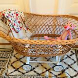 Rattan cradle