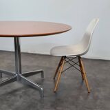 Italian table by Giancarlo Piretti