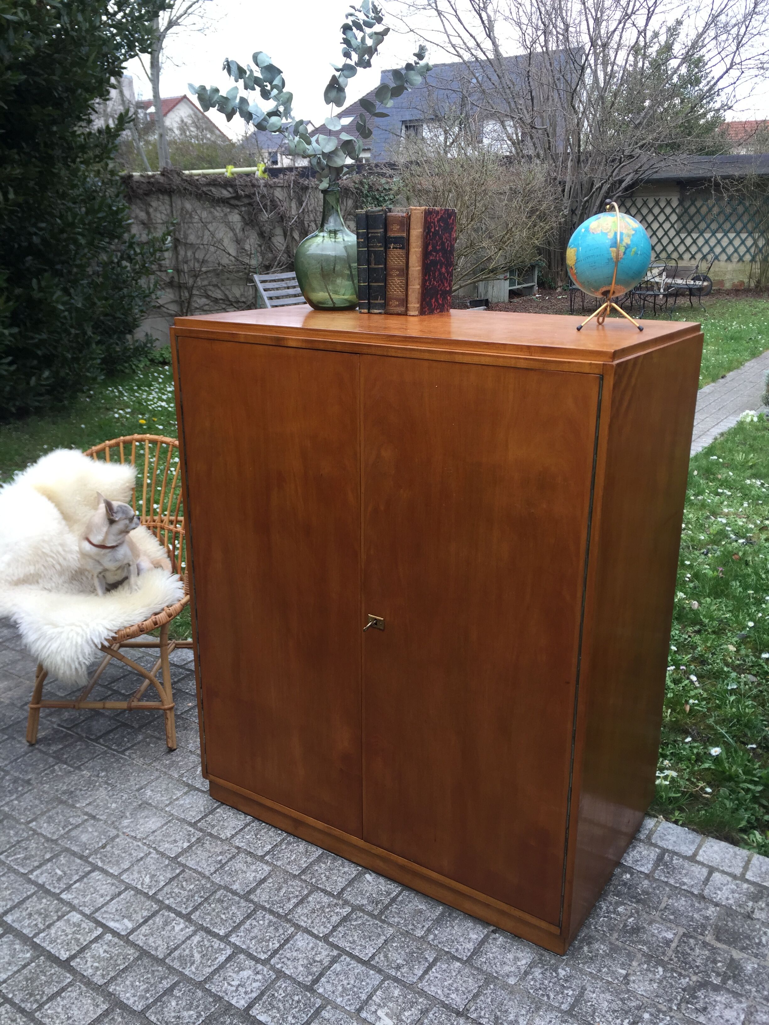 Armoire basse vintage 1960 en bois clair