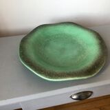 Large dish of the 1950s with wavy edge color green celadon
