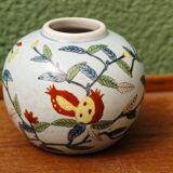 Porcelain ball vase, pomegranate pattern