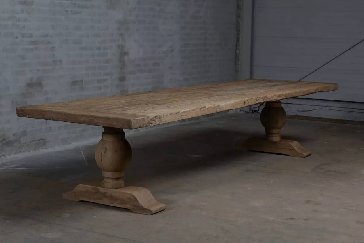 Large Monastère Soleil table in solid oak – 300 cm – Patinated finish