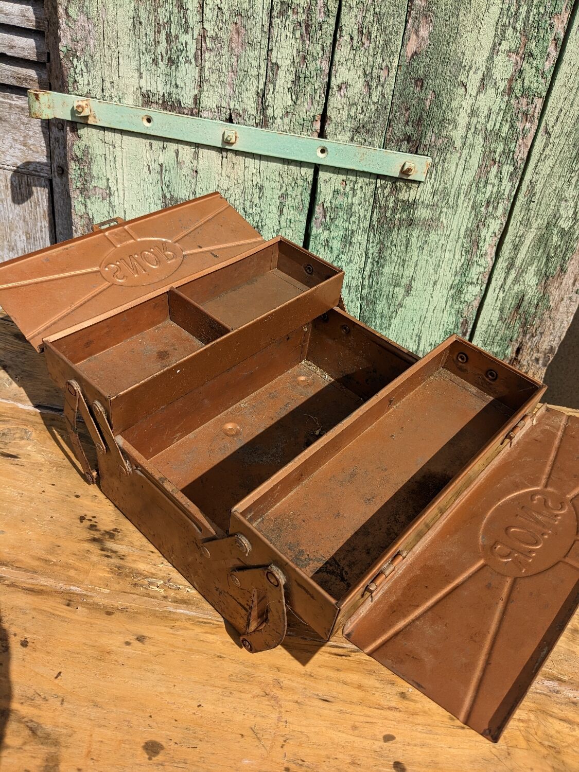 Boîte à outils SNOR des années 40