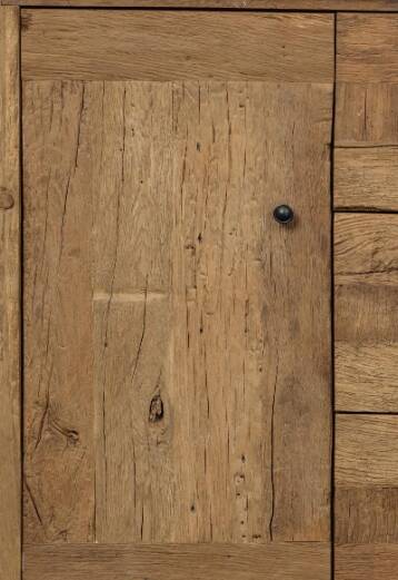Chest of drawers made from solid 19th-century oak, handcrafted from reclaim