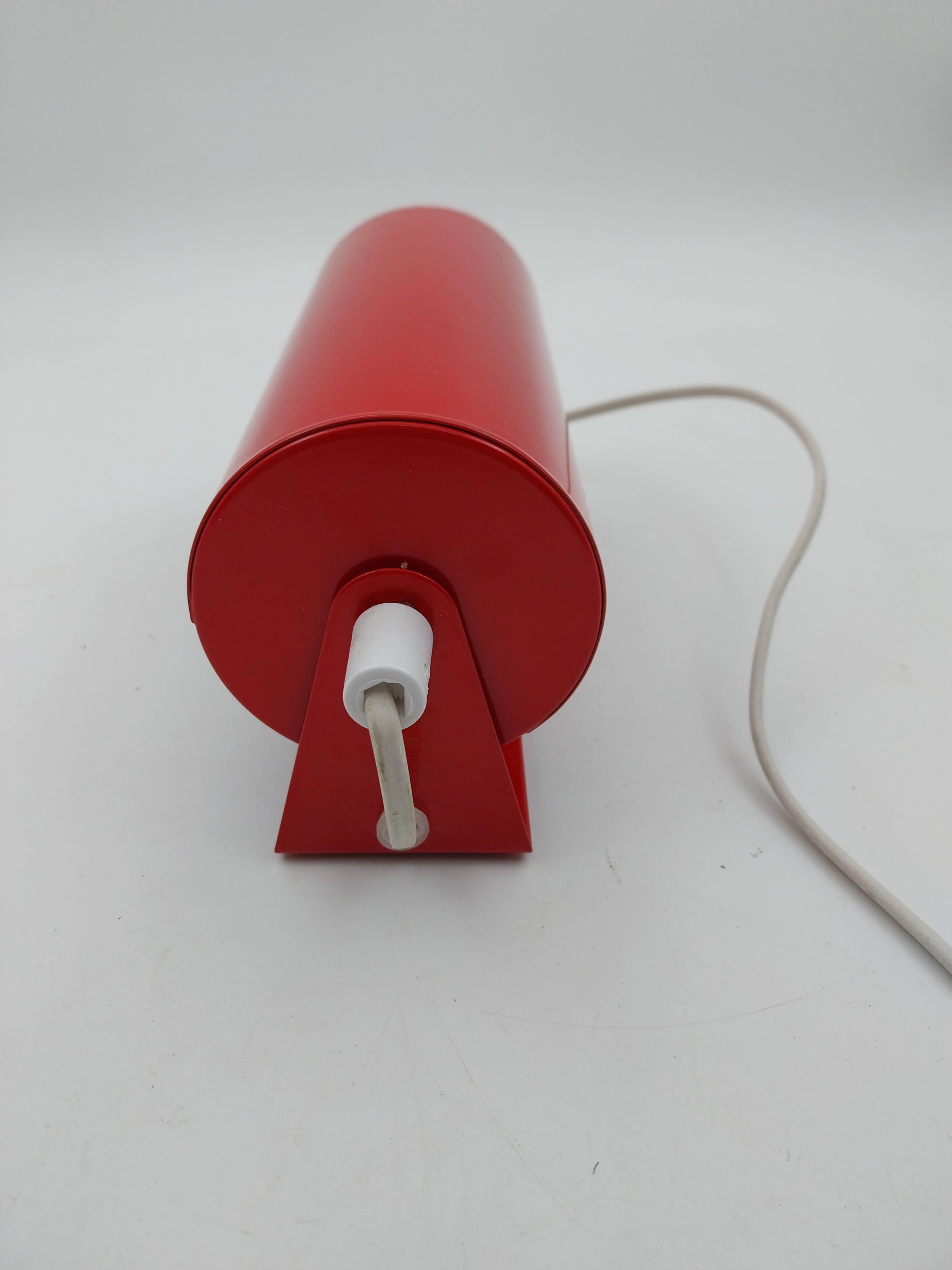 IKEA V413 red wall lamp