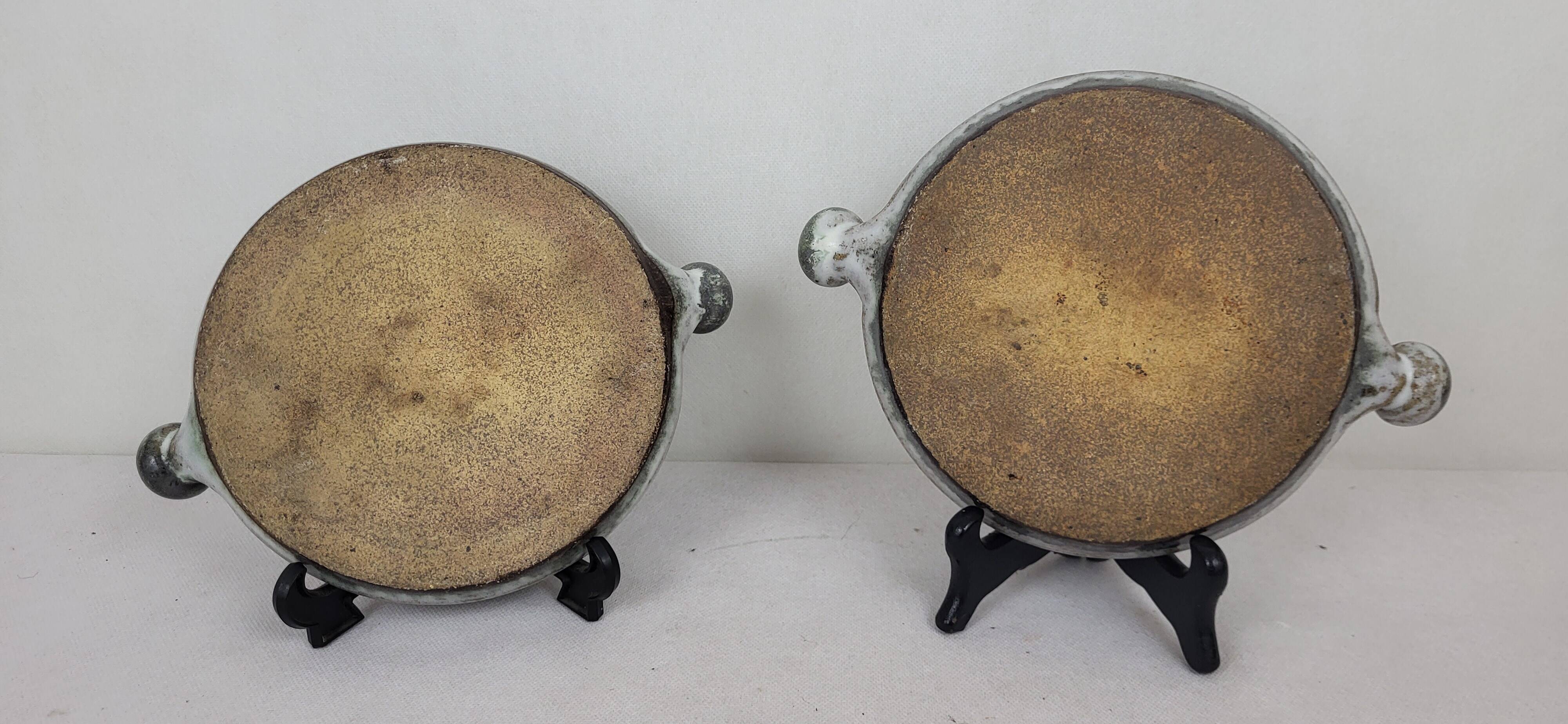 4 stoneware snail plates