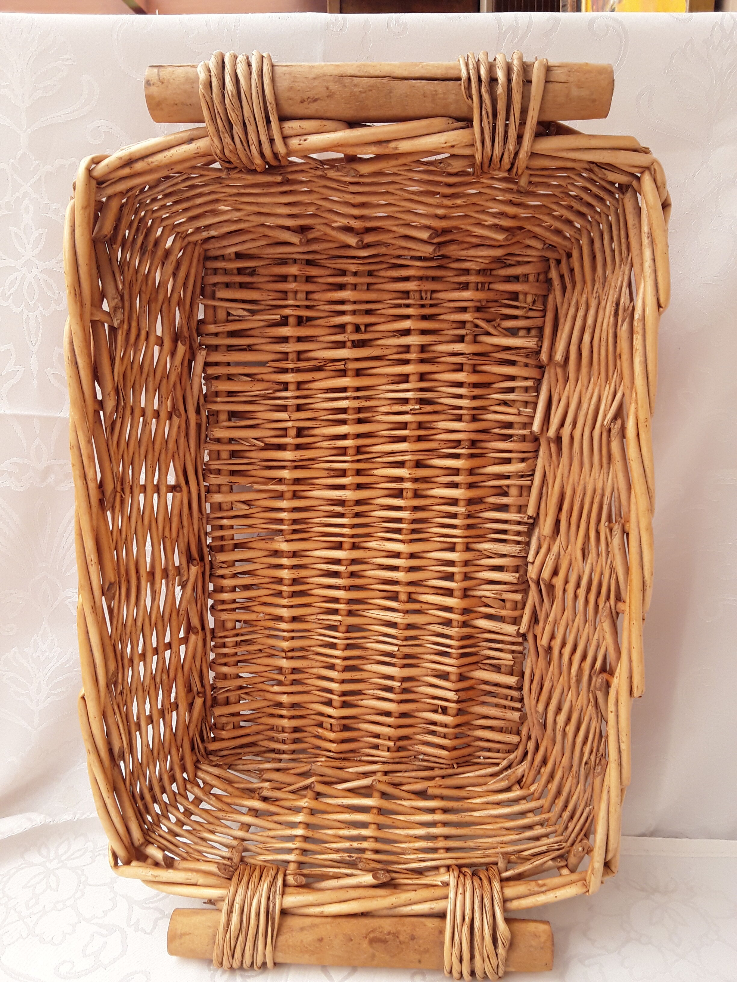 Wicker basket