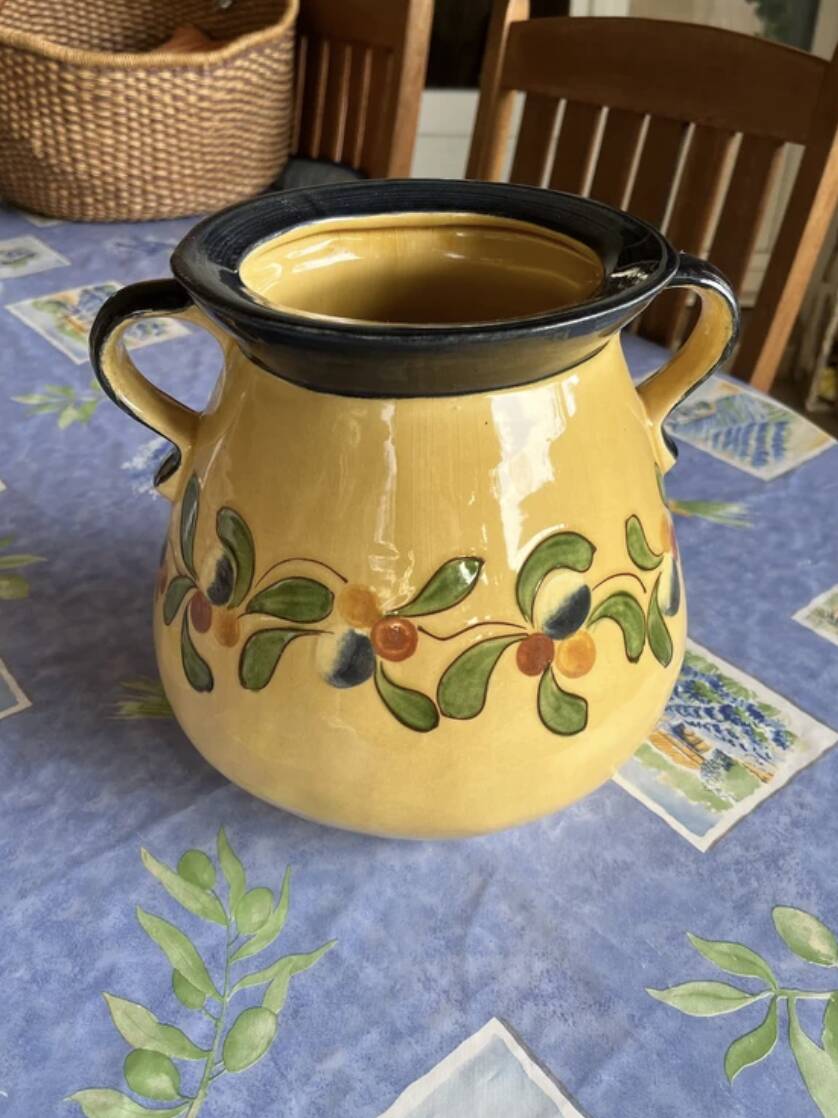 Provençal vase with two handles Poët-Laval