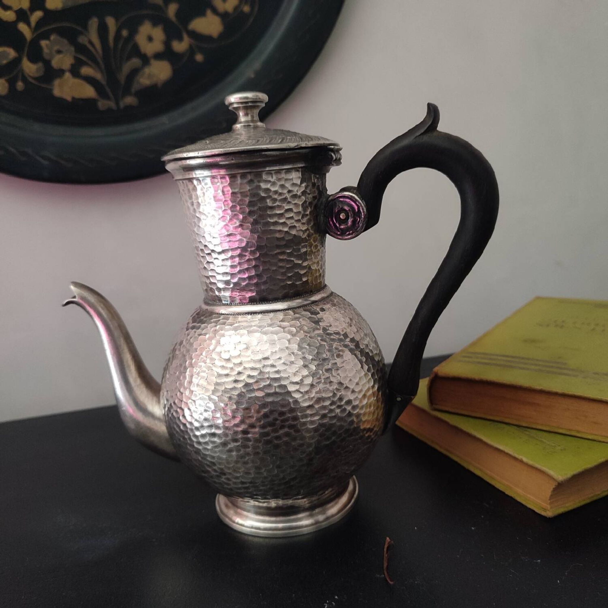 Antique english pewter hammered sheffield a la reine teapot hammered metal