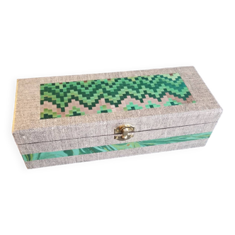Straw marquetry tea box. French creation. Unique piece