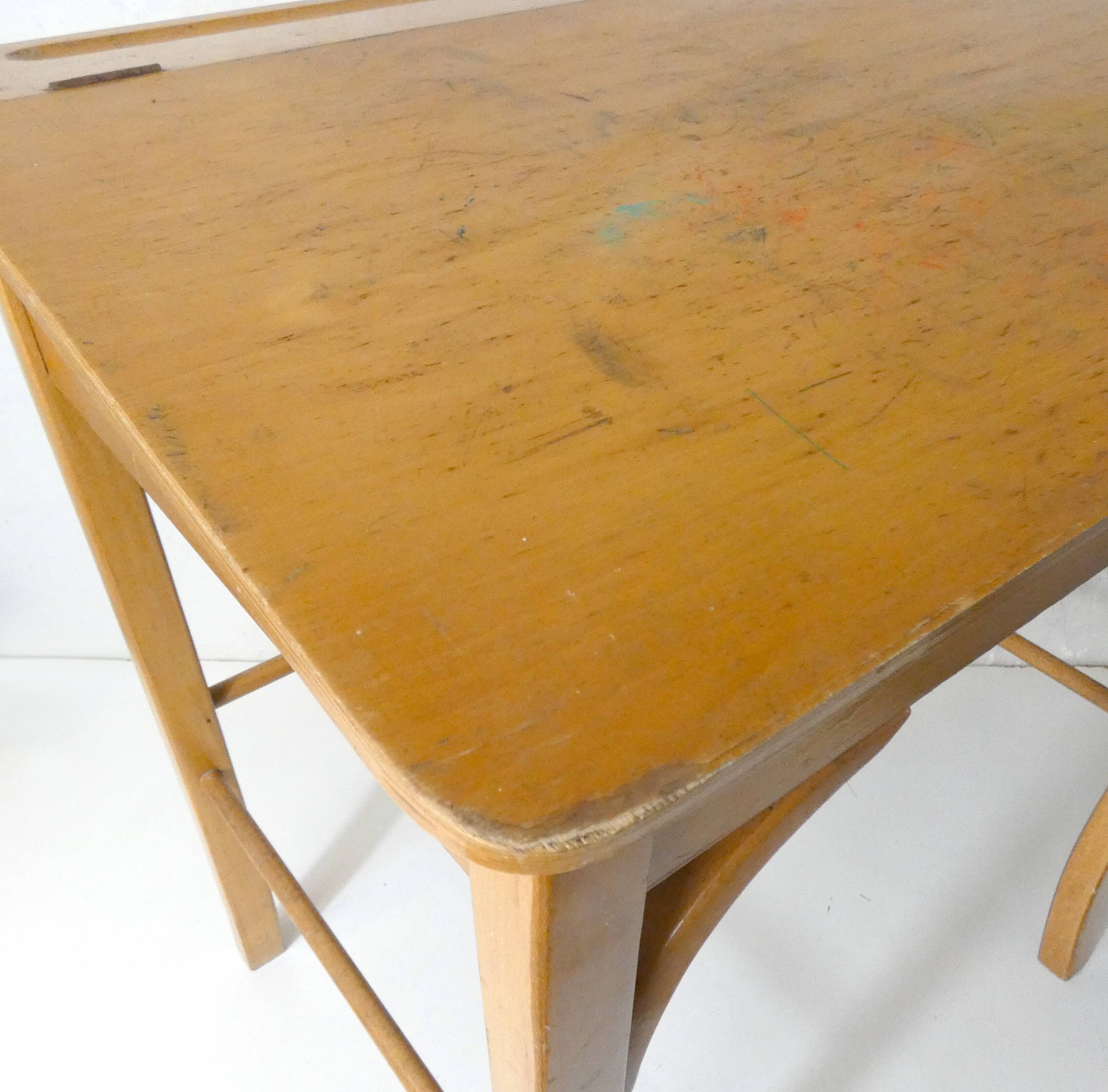 Desk + Baumann chair for children