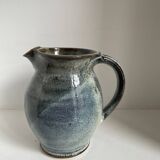 Set of 11 decorative items