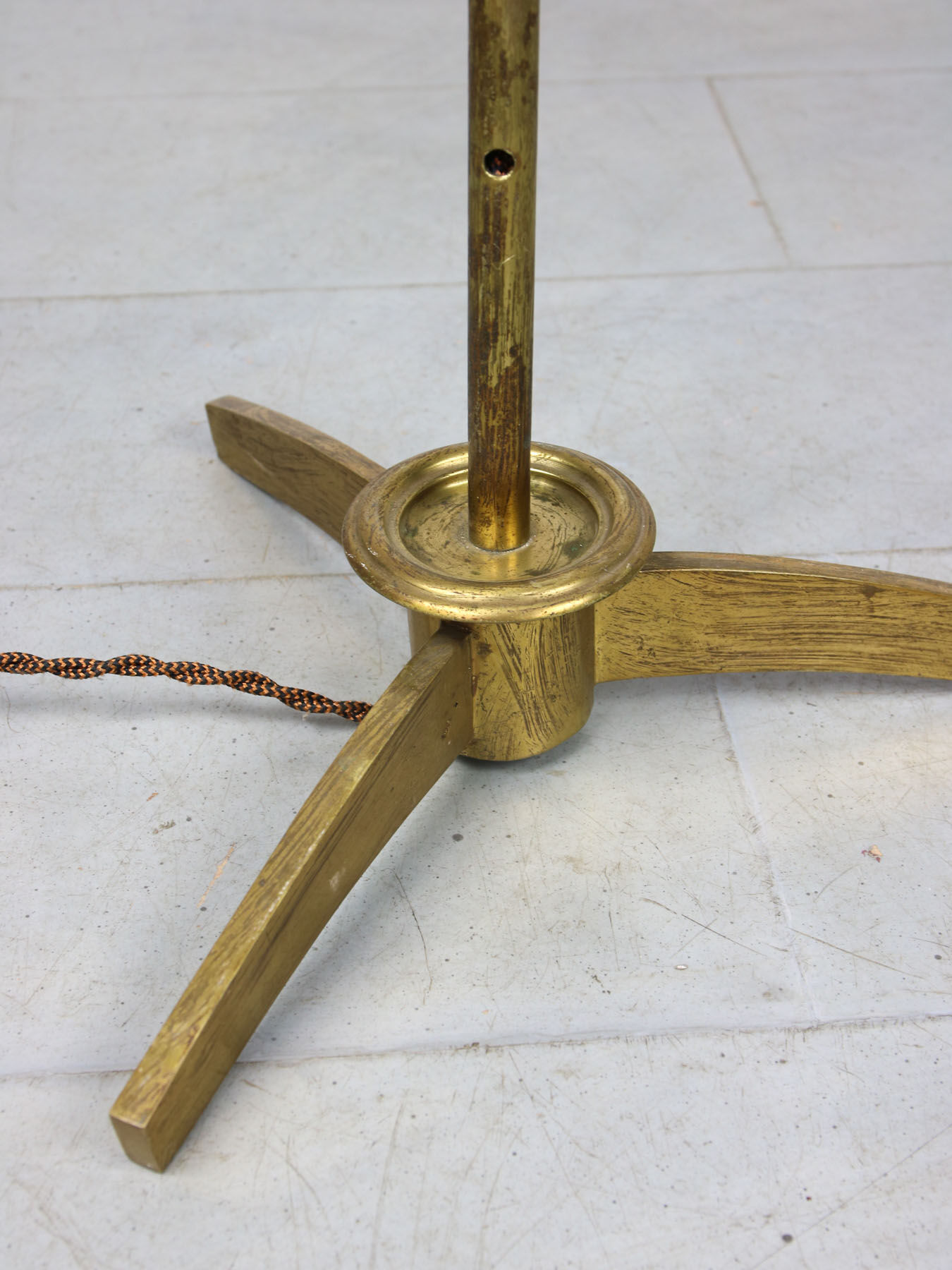 Minimal mid-century brass & marble lamp