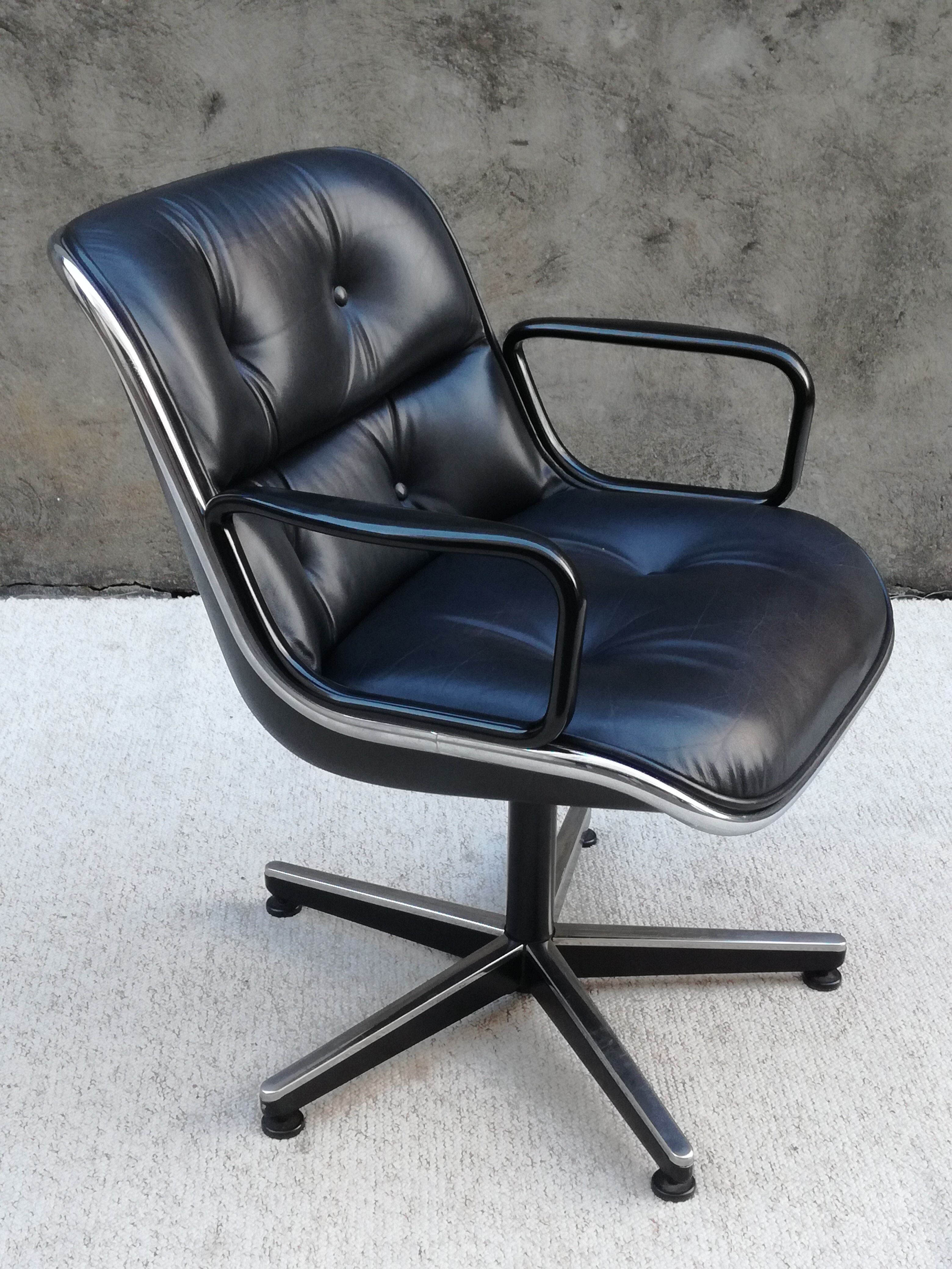 Executive model swivel chair by Charles Pollock edited by Knoll, 1970s