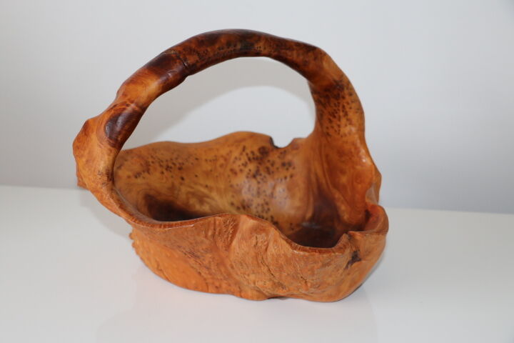 Brutalist olive fruit cup