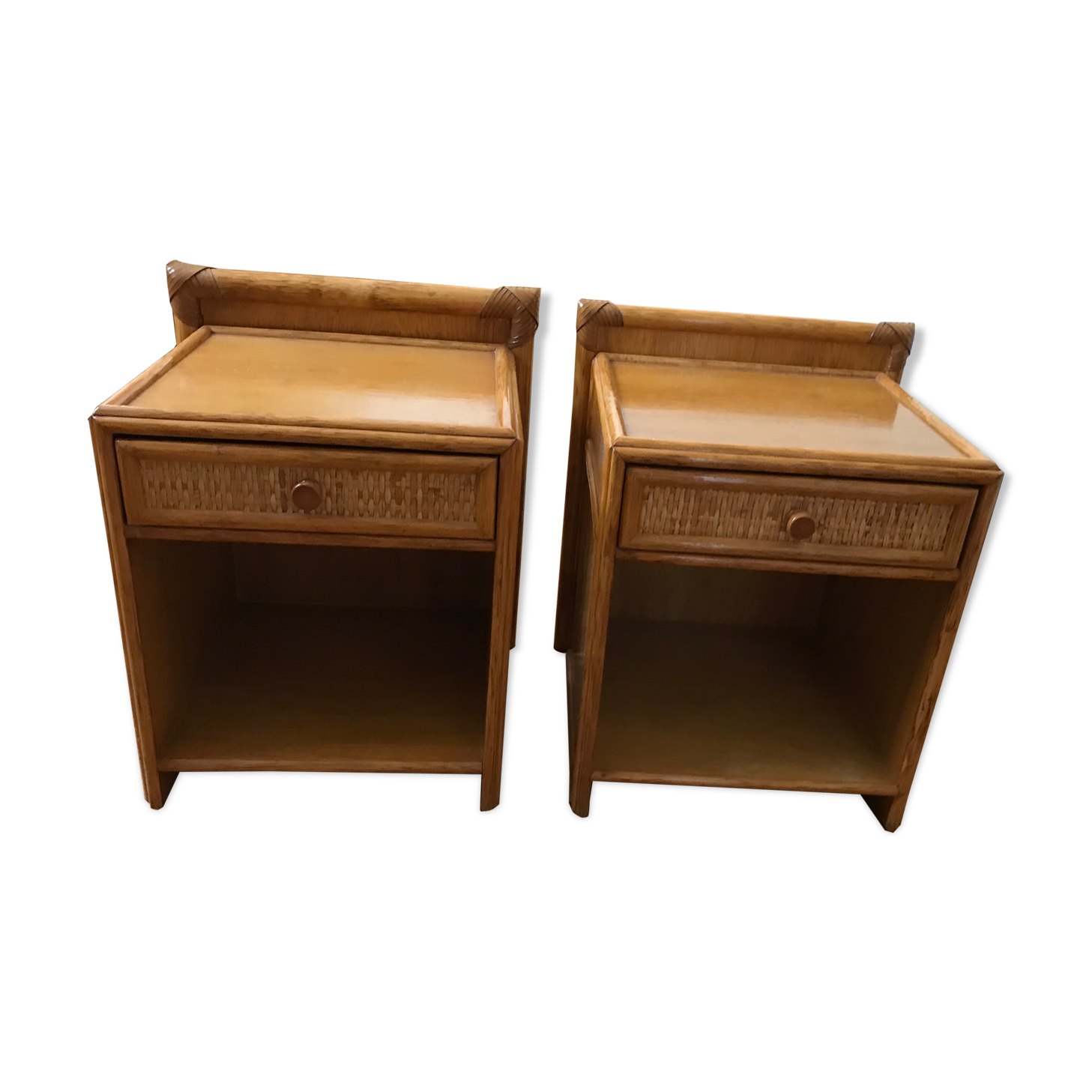 Set of 2 bedside tables