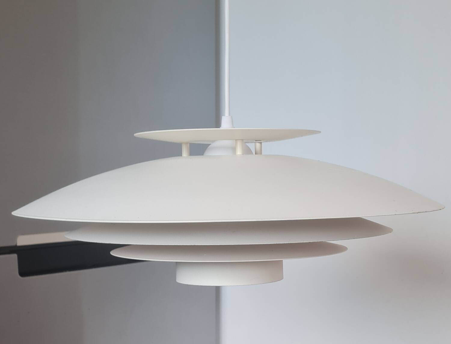 Scandinavian pendant light "Jeka" white 1970