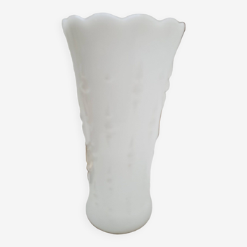 Vase opaline blanc pur