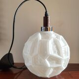 Lampe à suspension vintage, vermoedelijk Peill & Putzler, verre opalin avec relief