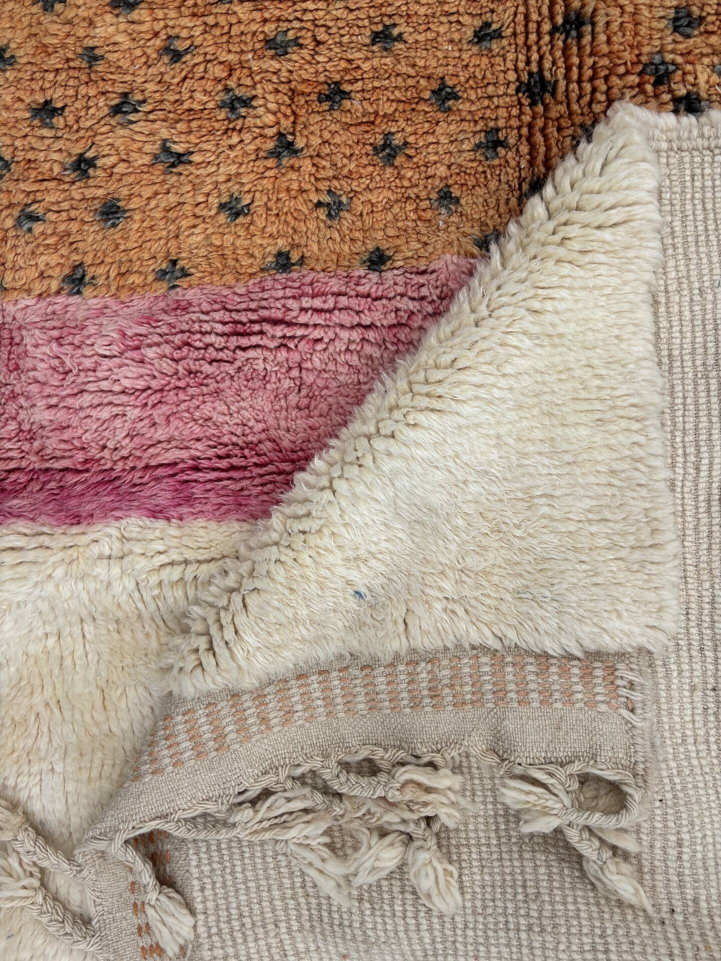 Moroccan Berber rug 210x250 cm – Hand-woven in shaded orange-pink wool