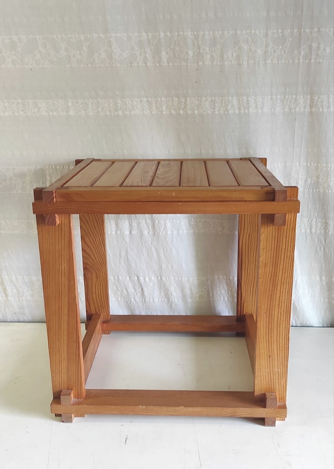 Solid wood side table - 70s