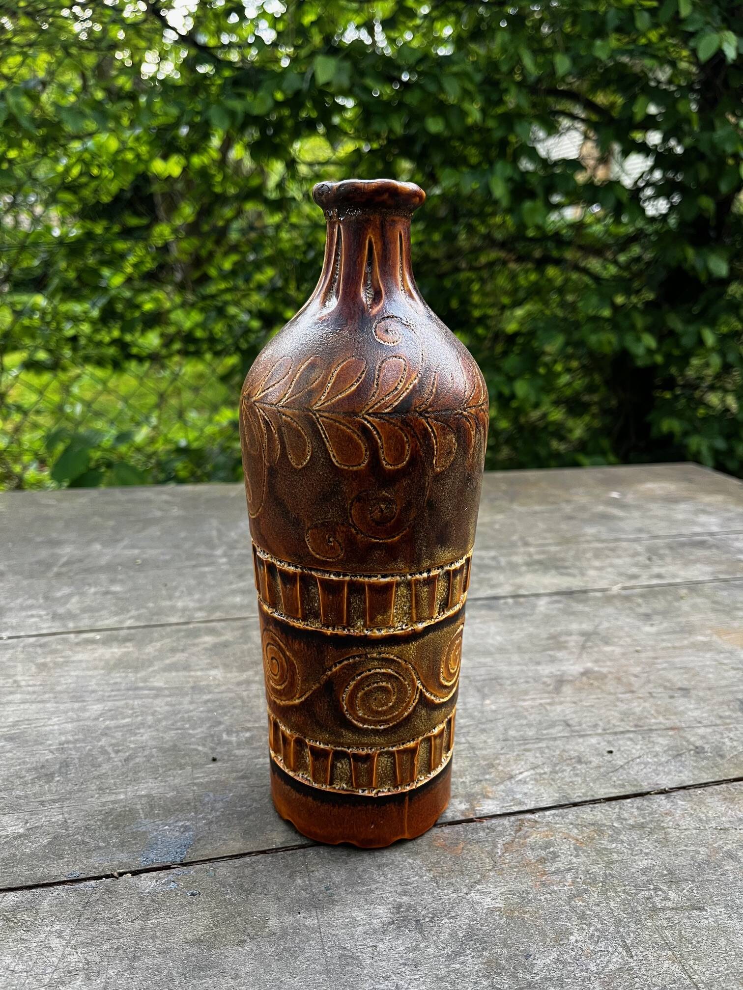 Ceramic vase from Vallauris by Huguette Bessone