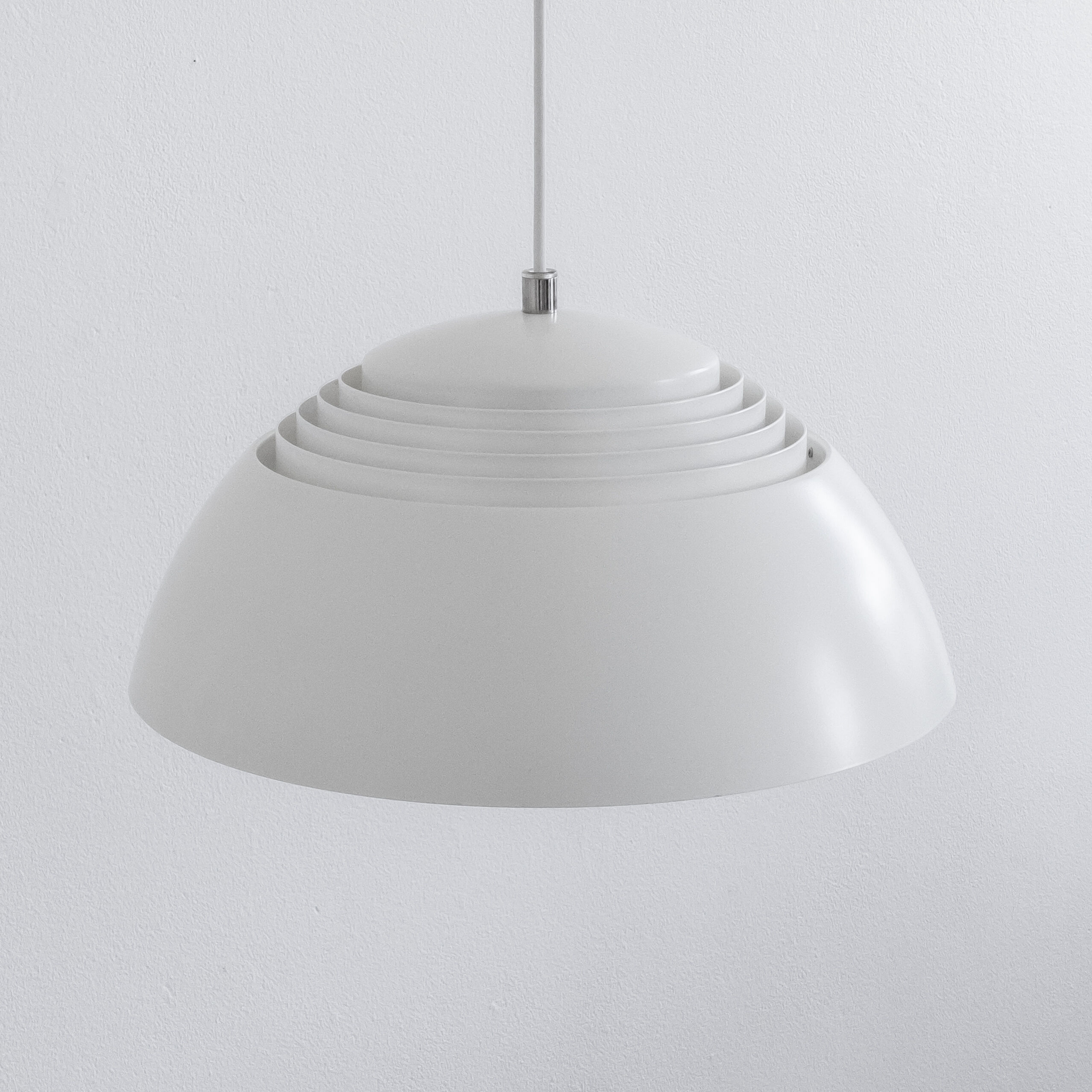 AJ Royal 37 Lamp by Arne Jacobsen
