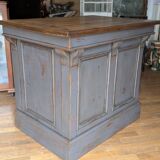 Old cash counter