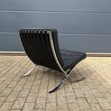 Originele Knoll Barcelona chair Mies Van Der Rohe , Zo goed als nieuw!!