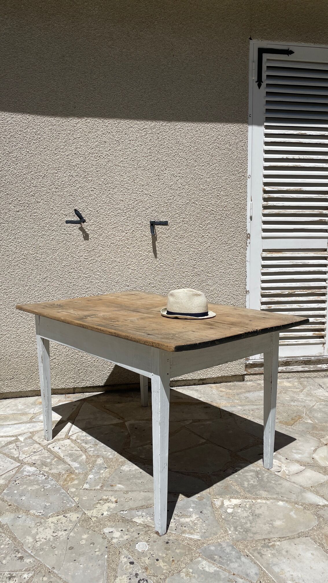Vintage farm table orme top