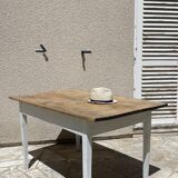 Vintage farm table orme top