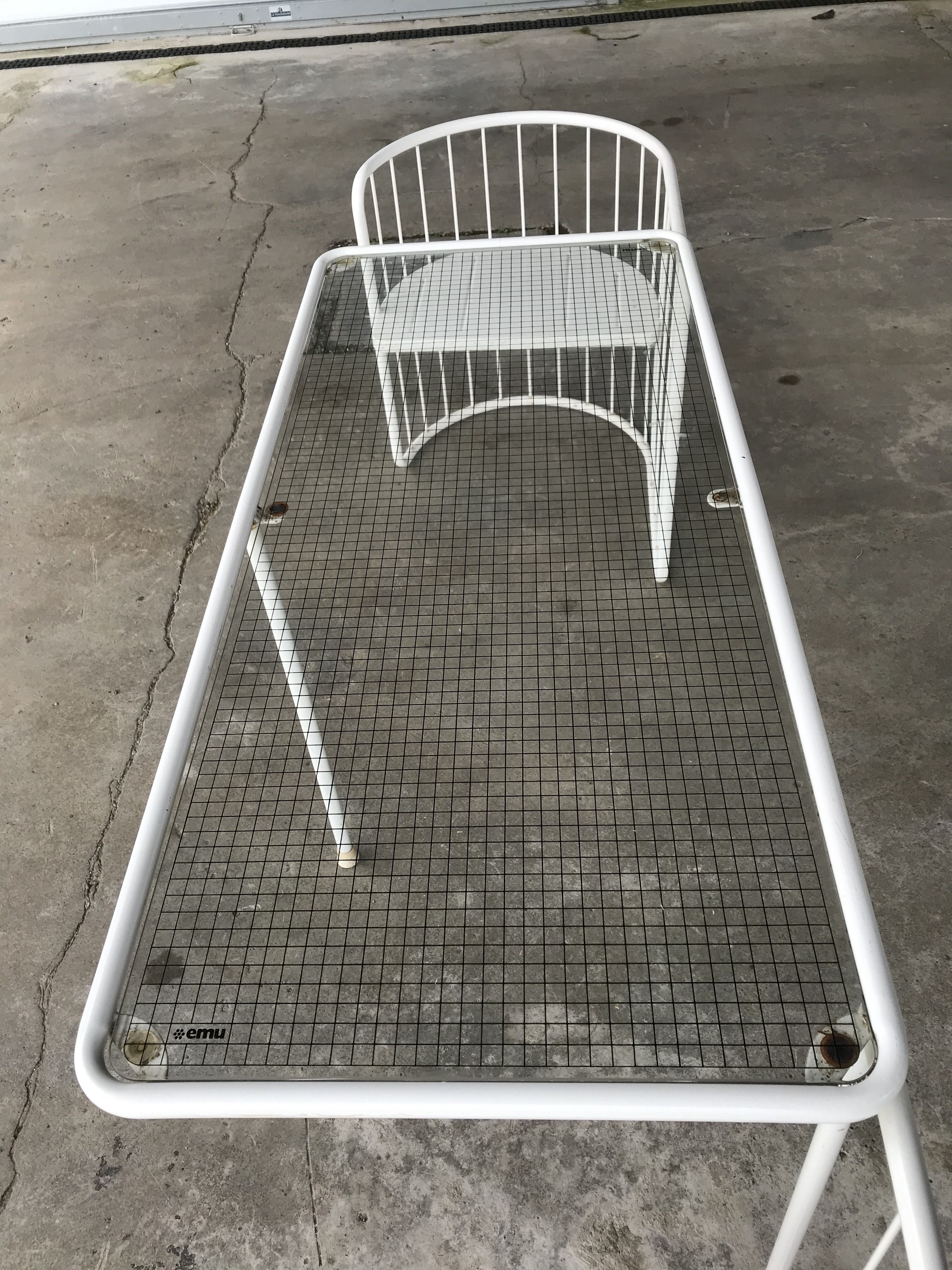 Vintage70's, Emu table in metal and glass, chairs swivelling under the table