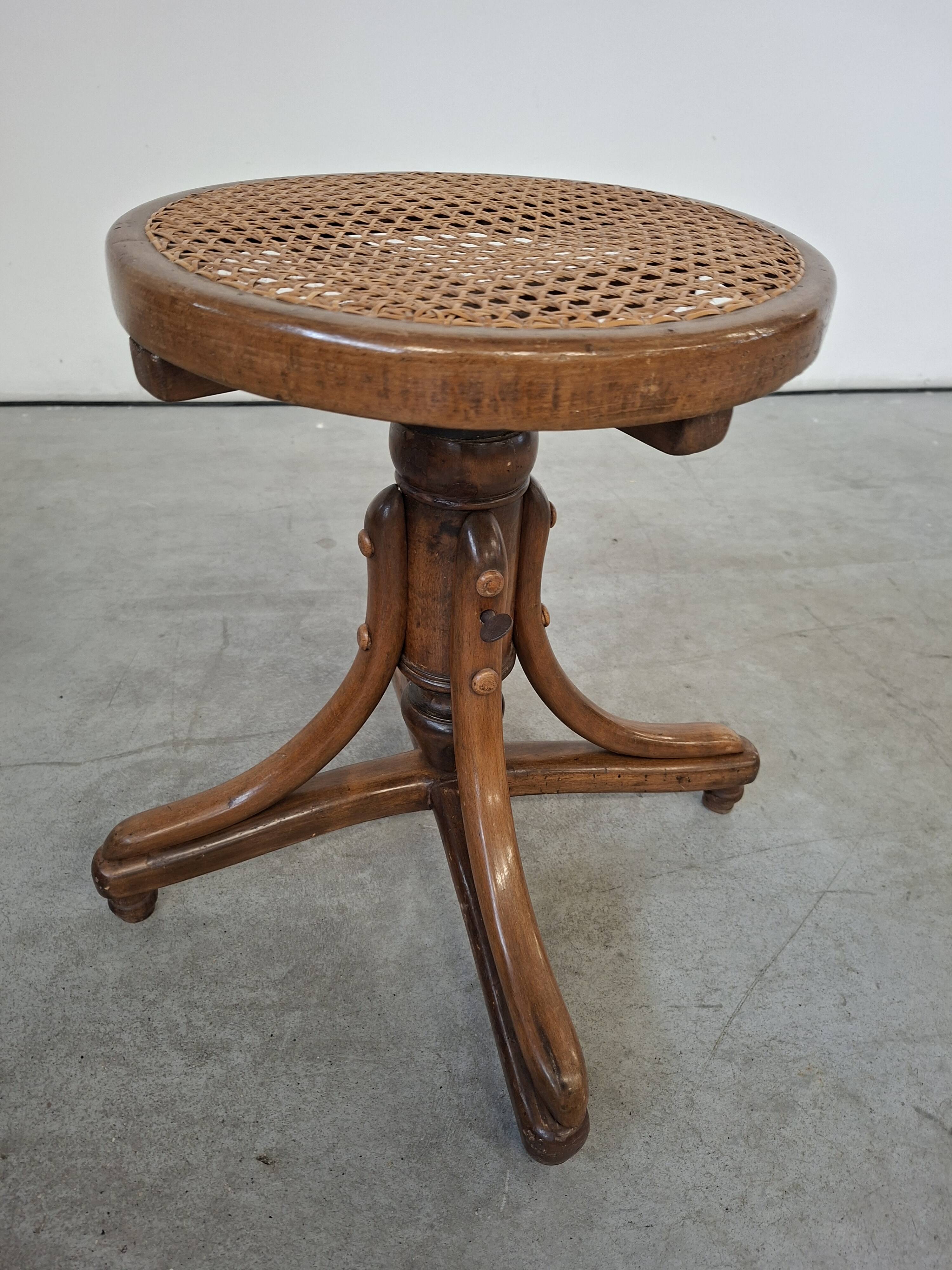 Sgabello da Pianoforte in Faggio Curvato e Paglia di Vienna