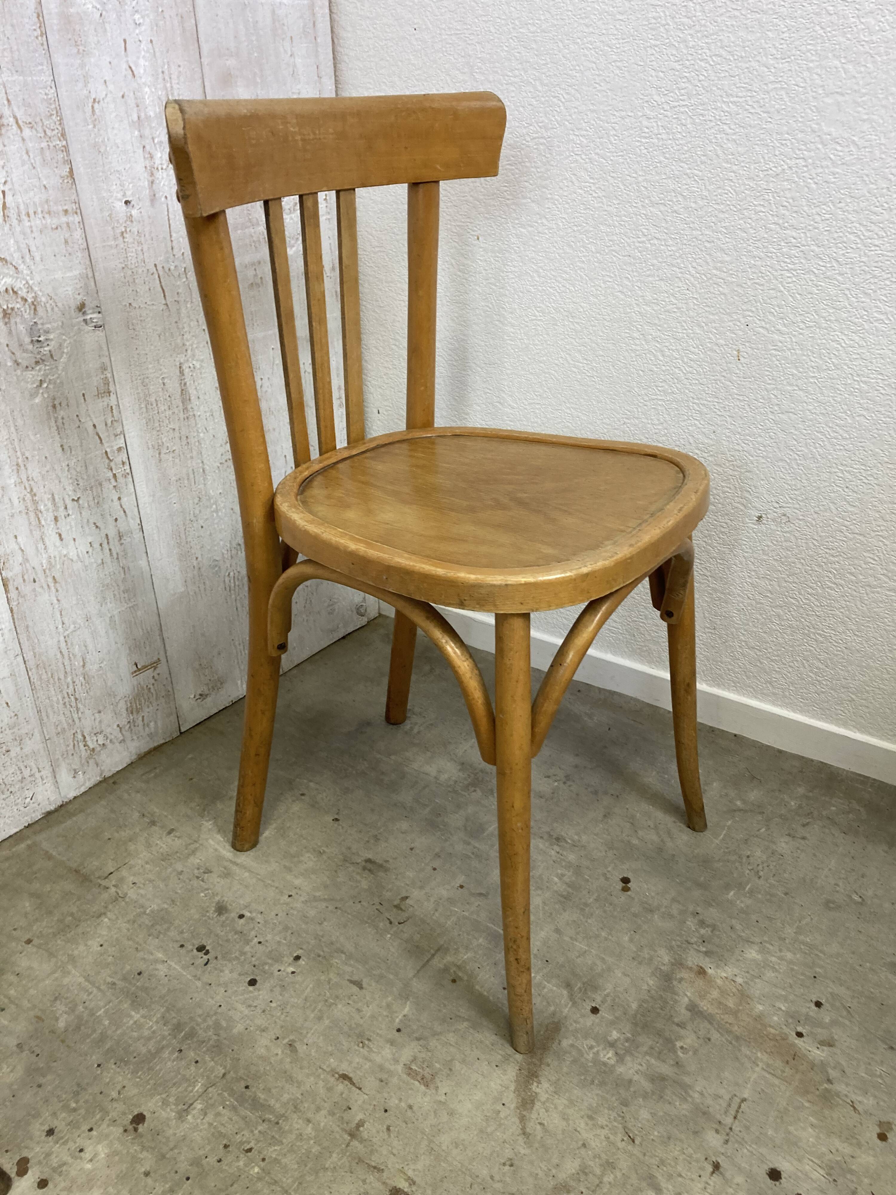 Série de 6 chaises bistrot en bois courbé