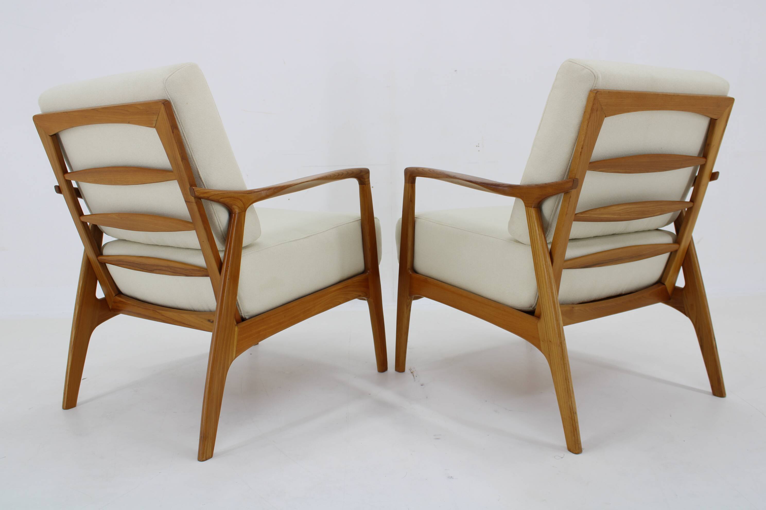 1970s Pair of Restored Armchairs by Drevotvar, Czechoslovakia