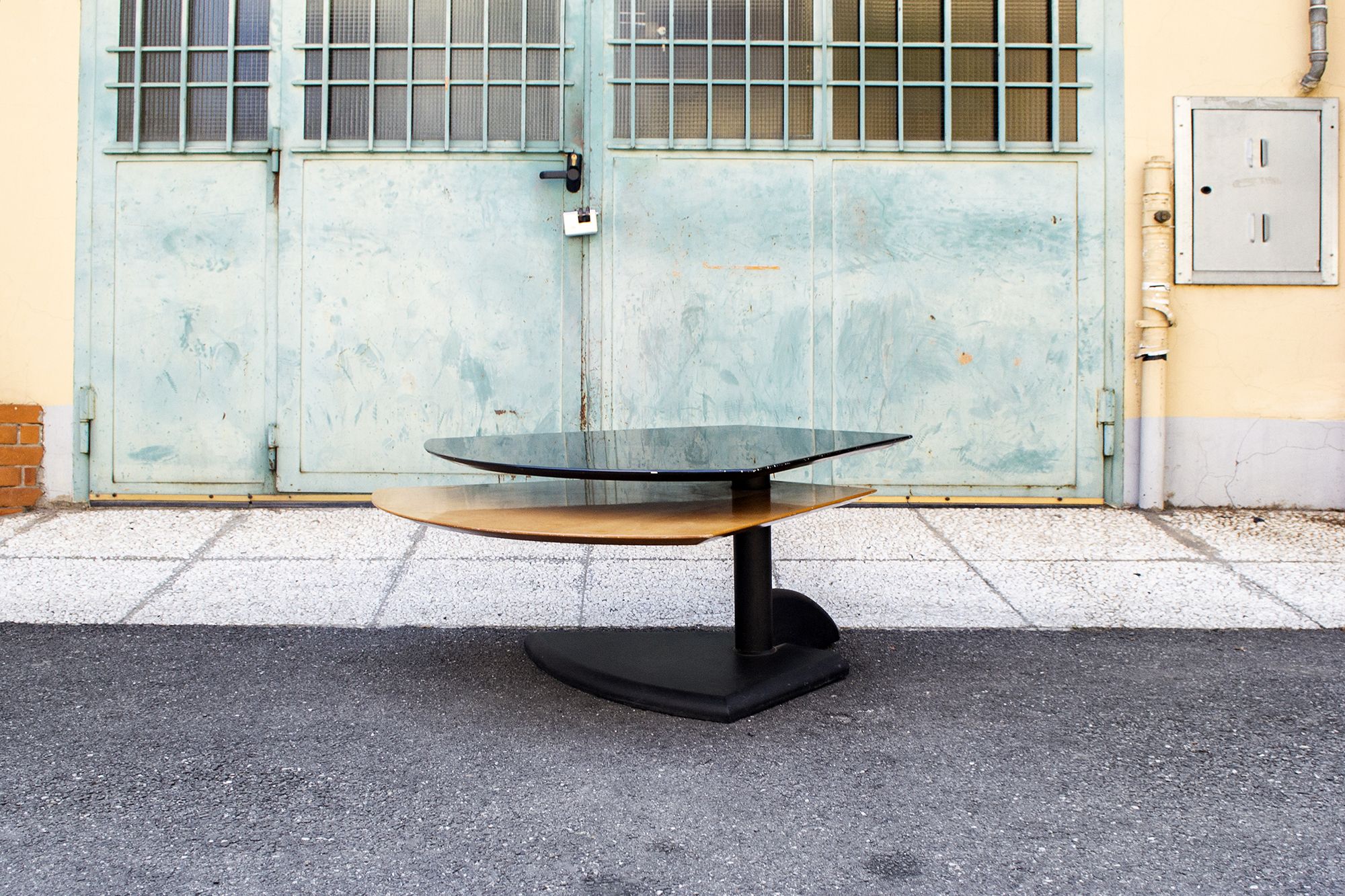 Cast iron and wood coffee table Stile Saporiti Italia Anni '70