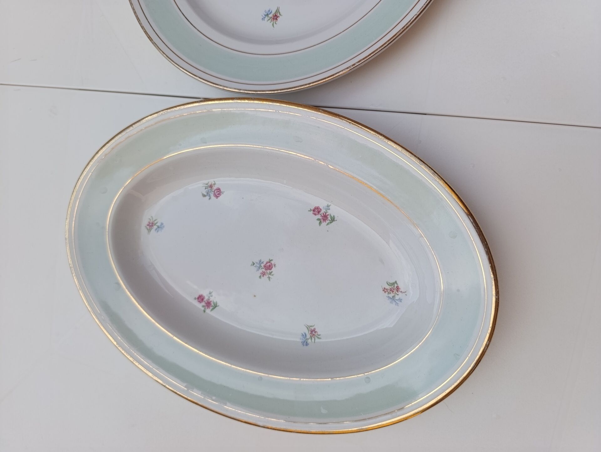 Plate