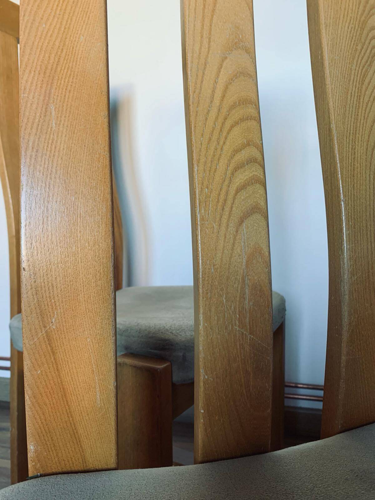 Set of 4 Regain chairs