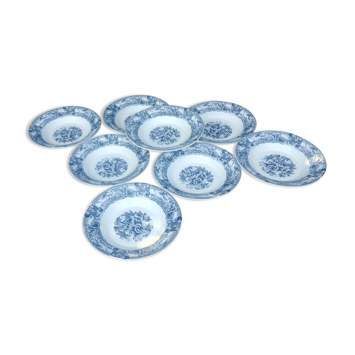 Set of eight hollow plates of the rivanel brand france baroque décor